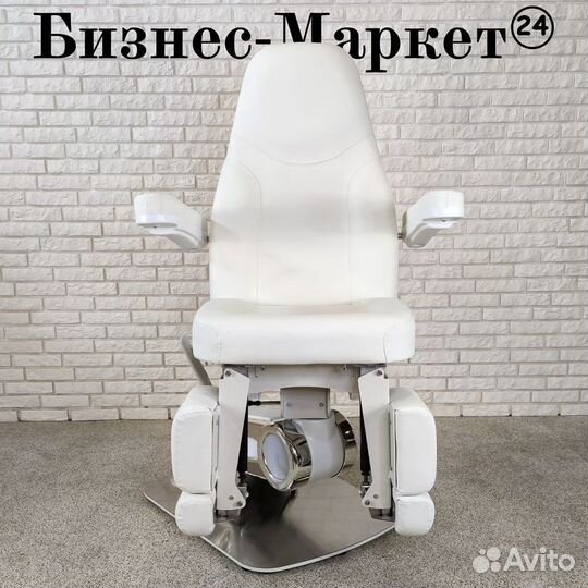 Педикюрное кресло Bugatti white, 3 мотора 1830