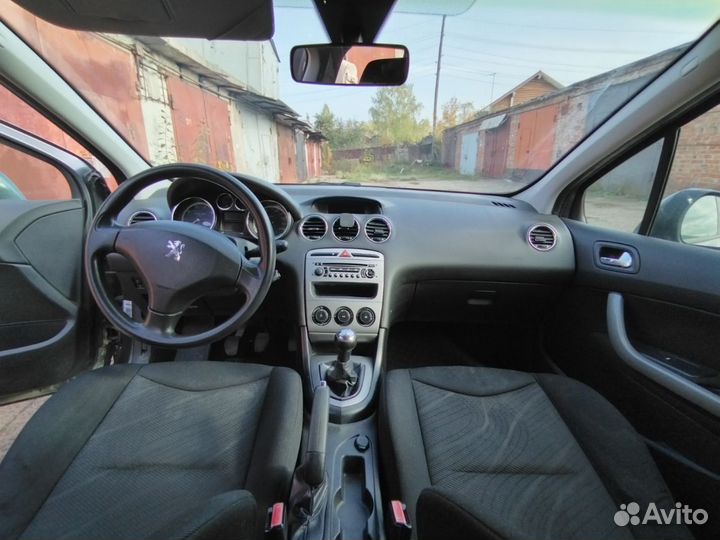 Peugeot 308 1.6 МТ, 2010, 117 000 км