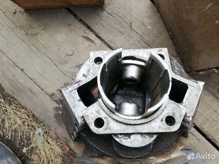 Поршневая иж планета 3