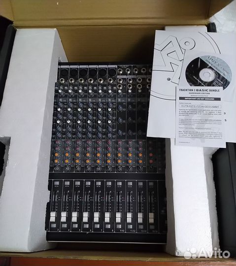 Микшерный пульт Mackie Onyx 1620i Firewire