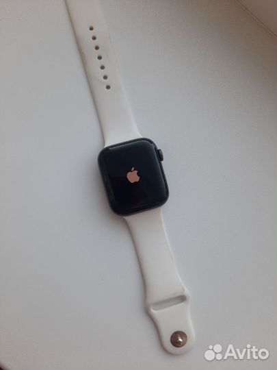 Часы apple watch se 44mm