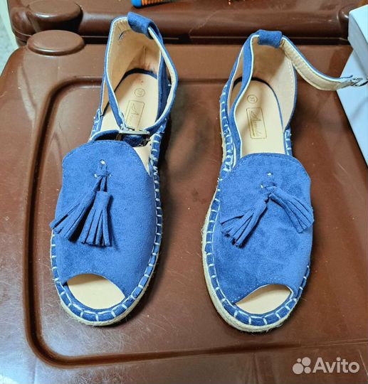 Босоножки женские 36 размер