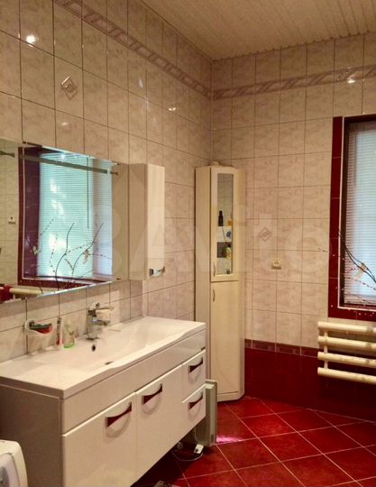 Дом 190 м² на участке 18 сот.