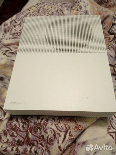 Xbox one s с дисководом