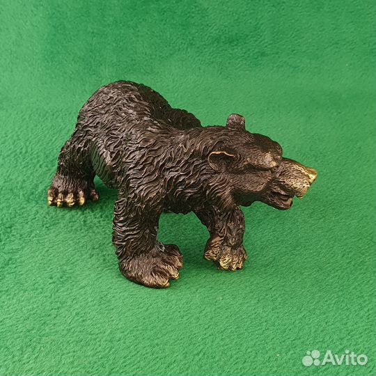 Статуэтка бронзовая Рычащий медведь малый