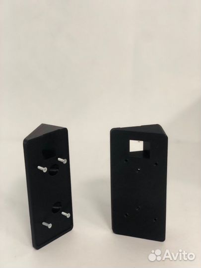 Уголок для вызывных панелей HikVision HiWatch