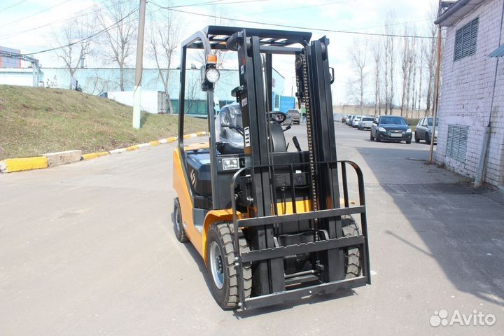 Вилочный погрузчик UN Forklift FD20, 2024