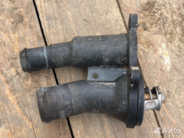 Корпус термостата термостат Ford Fusion 1.4