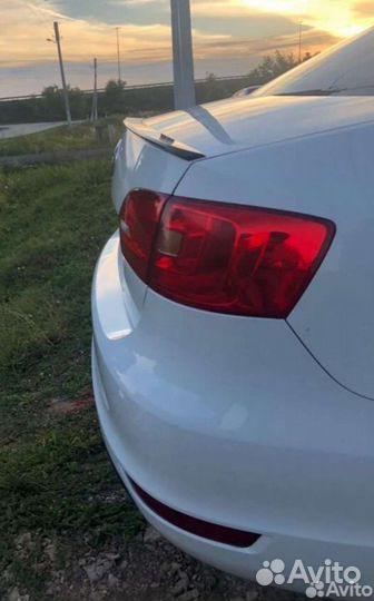 Лип спойлер jetta 6