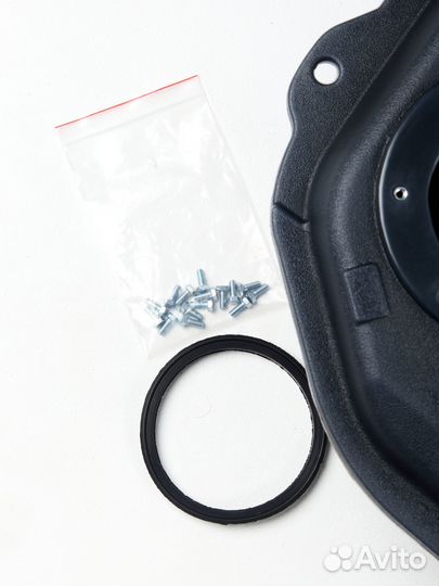 Бак бензобак Mitsubishi Lancer 9