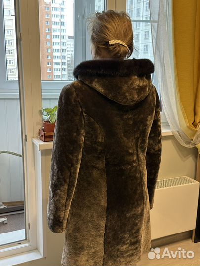 Шуба цигейковая 48-50 с норкой