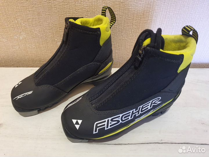 Лыжные ботинки fischer, размер 30