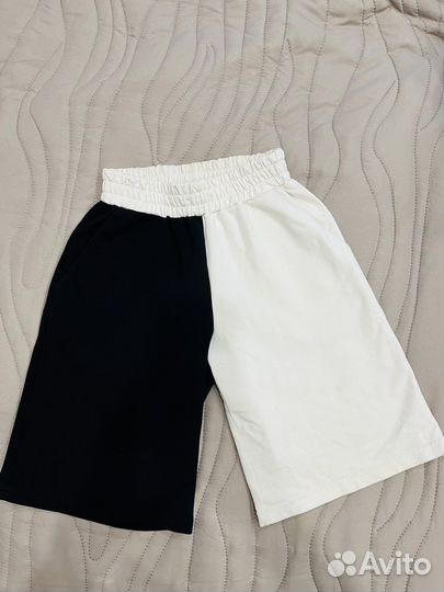 Костюм черно-белый