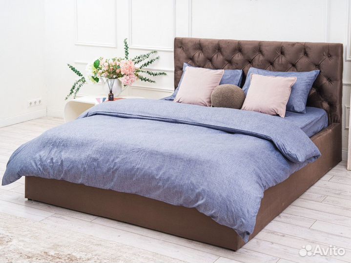 Kровать двуспальная 2 метра, в наличии