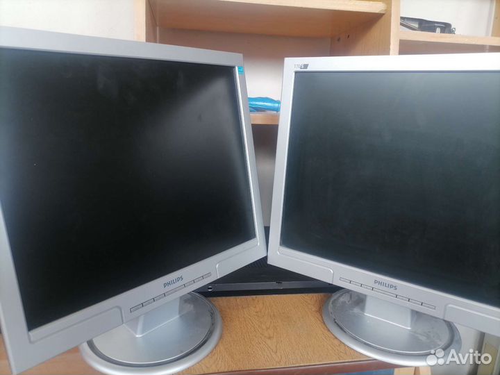 Монитор Philips