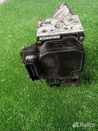 Блок ABS Mercedes w210 e220