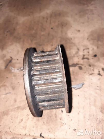 Шестерня (звездочка) коленвала Peugeot 307 2003