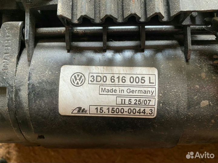 Компрессор пневмоподвески Bentley Continental GT