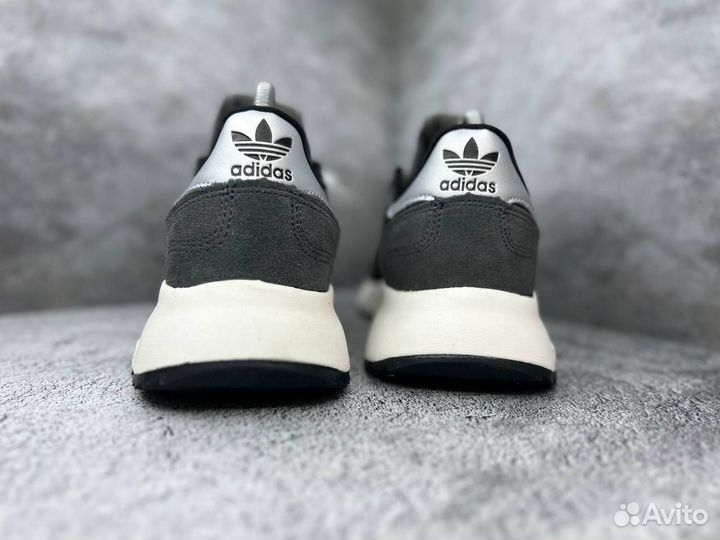 Функциональные кроссовки Adidas Petropy (Арт.58049)