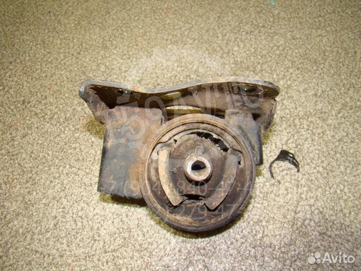 Опора кпп левая Nissan Almera (N16) 2000-2006