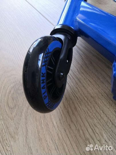 Трюковой самокат-снегокат Plank Triton