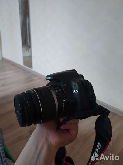 Зеркальный фотоаппарат canon 550d