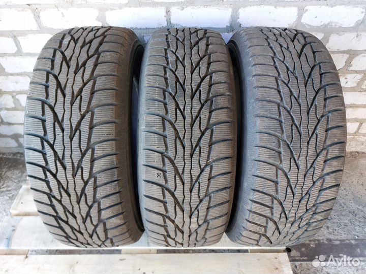 Kumho WinterCraft SUV Ice WS51 265/60 R18