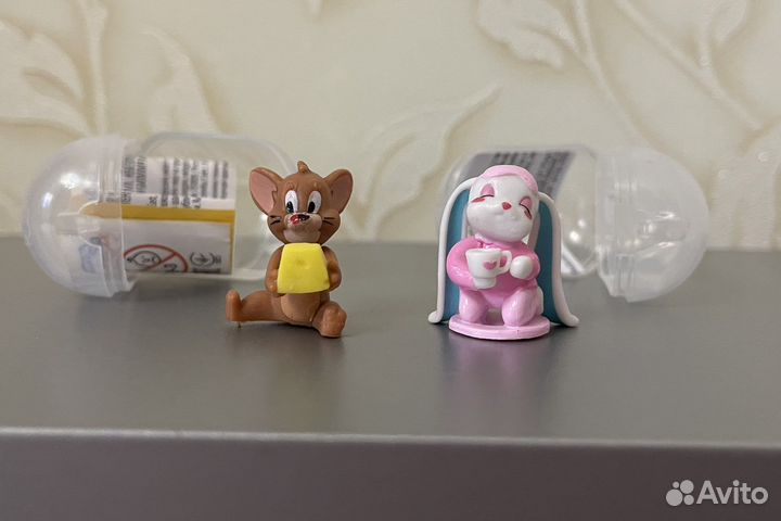 Игрушки Hello Kitty от Чупа Чупс, Киндер и др