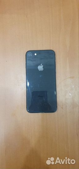 iPhone 8, 64 ГБ