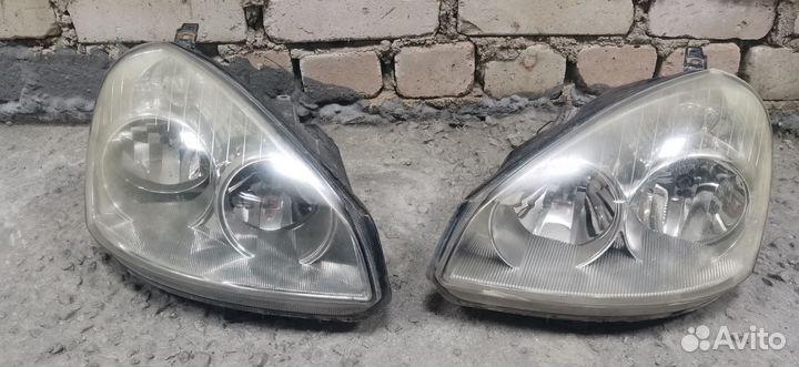 Передние фары на priora бу