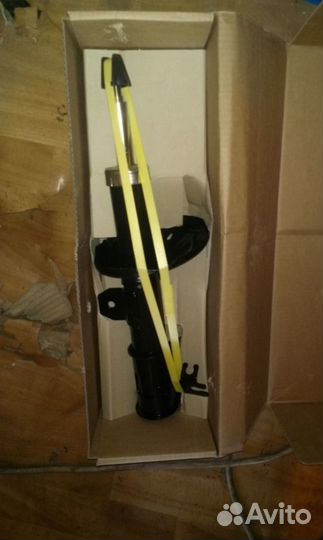 Амортизатор передний левый Chevrolet Lacetti