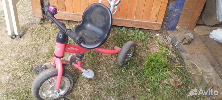 Детский велосипед с ручкой