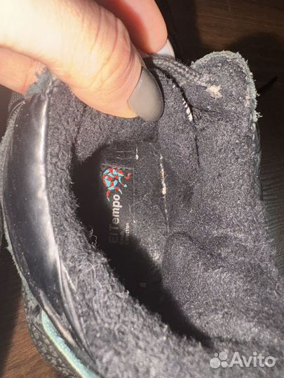 Кроссовки женские 35 размер