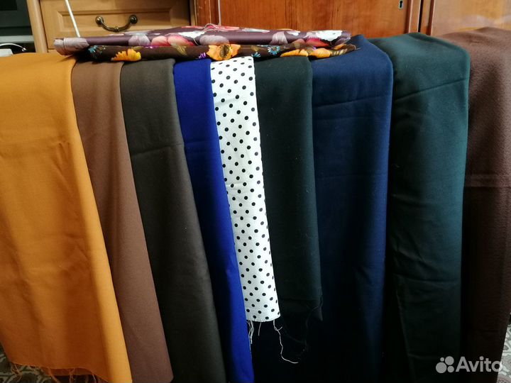 Продам отрезы тканей