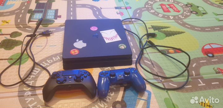 Игровая приставка ps4