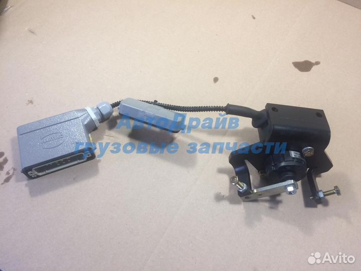 Датчик акселератора Ман Ф2000 мотор D2866 D2865