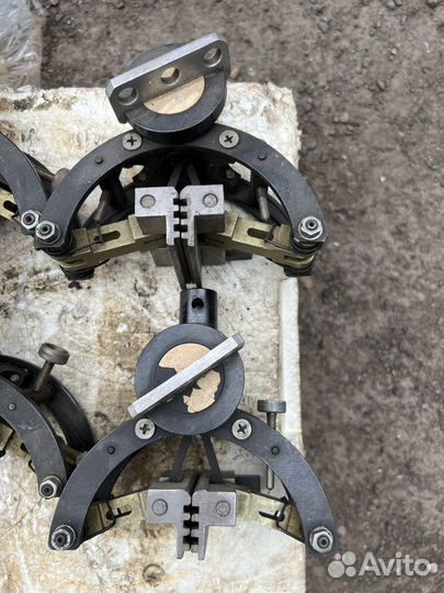 Захват для разрывной машины