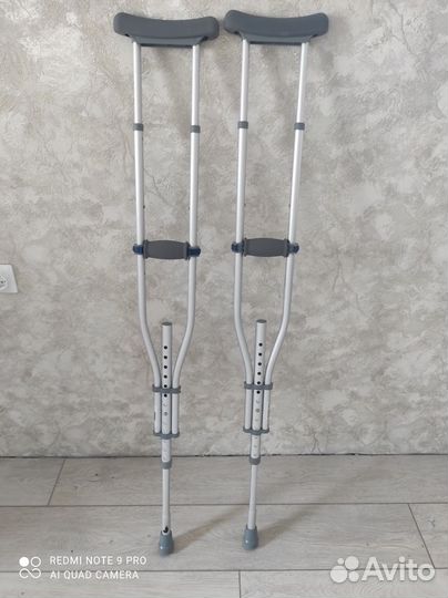 Костыли подмышечные