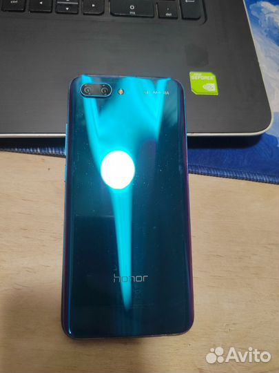 HONOR 10, 4/64 ГБ