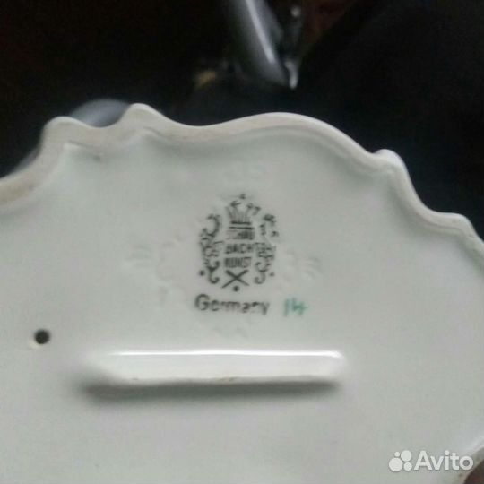 Статуэтка мальчик с гусем германия