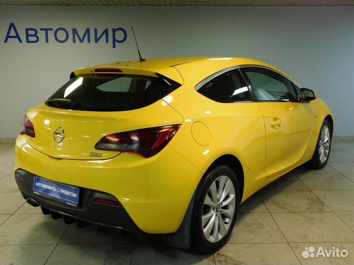 Opel Astra GTC, 2013