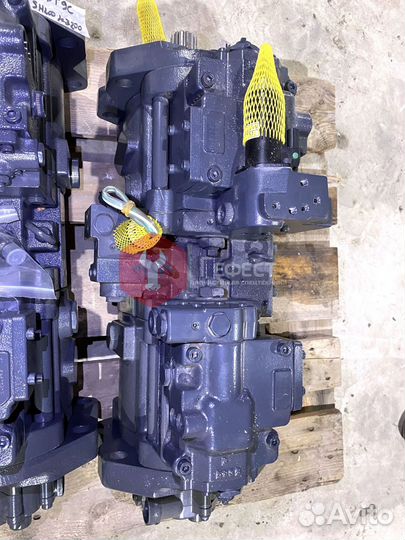 Гидравлический насос Kobelco SK210-8 YN10V00043F1