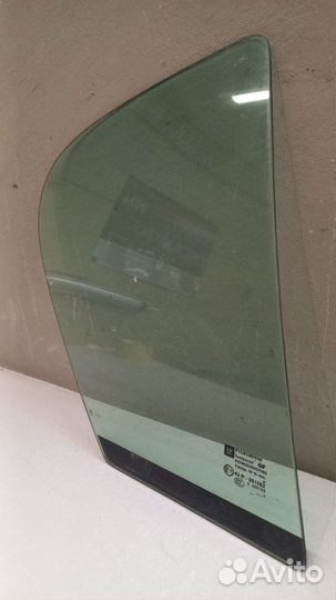 Форточка задняя правая Opel Astra H хэтчбек 2007