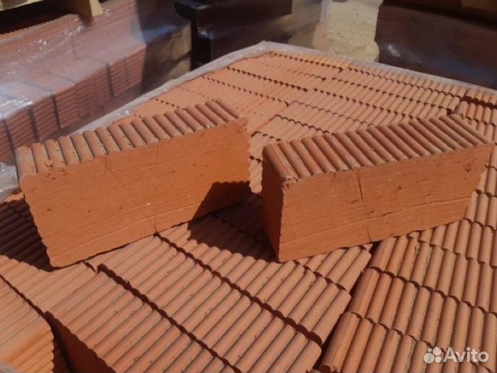 Кирпич