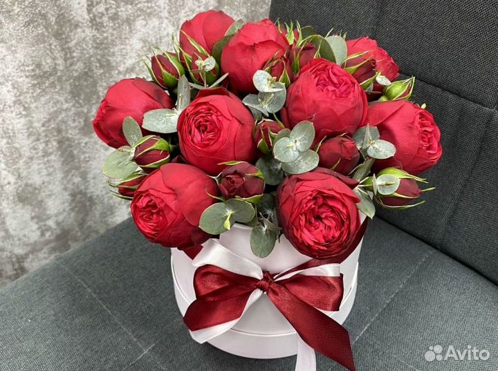 Букет из 17 пионовидных роз