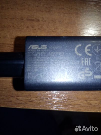 Зарядное устройство,адаптер, кабели для смартфонов