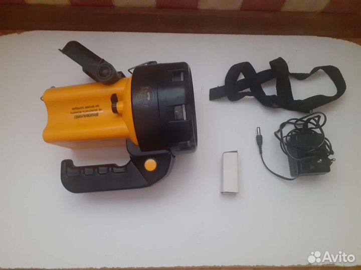 Галогенный фонарь