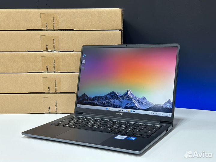 Huawei 14 IPS Core i3 12 6 ядер 8G SSD256g Металл