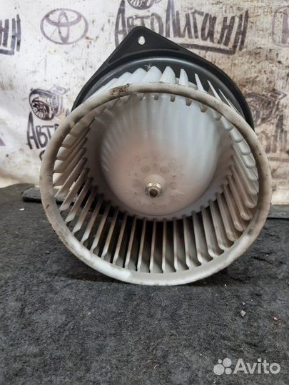 Моторчик печки Suzuki Grand Vitara J24B 2008