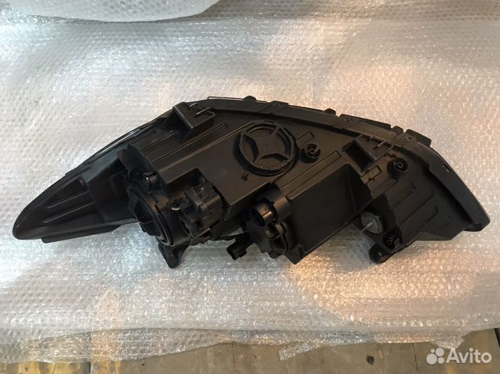 Фара правая Hyundai Elantra 6 дхо LED